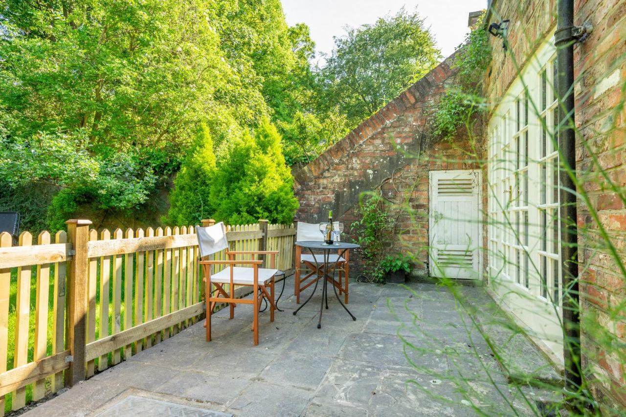 The Cottage By The Walls 约克 外观 照片